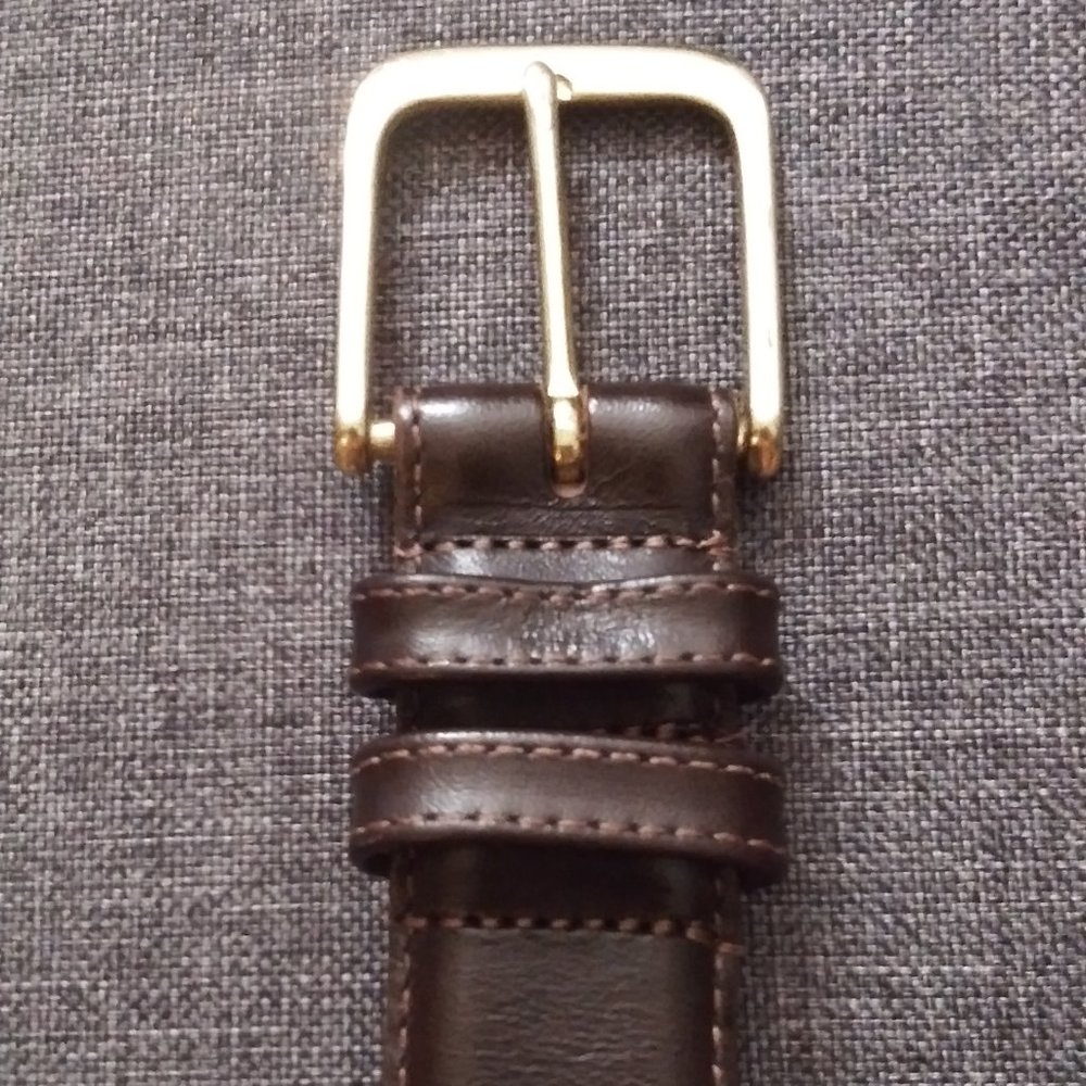 His: Coach  100% Leather Cocoa Brown  Belt 1+ in Width Length 39 in Length